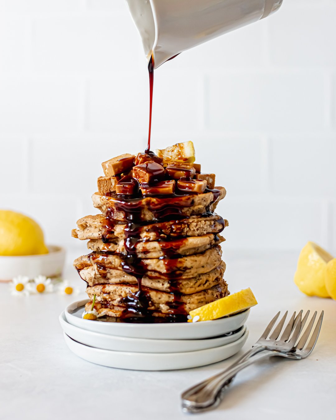 vegan lemon poppyseed pancakes