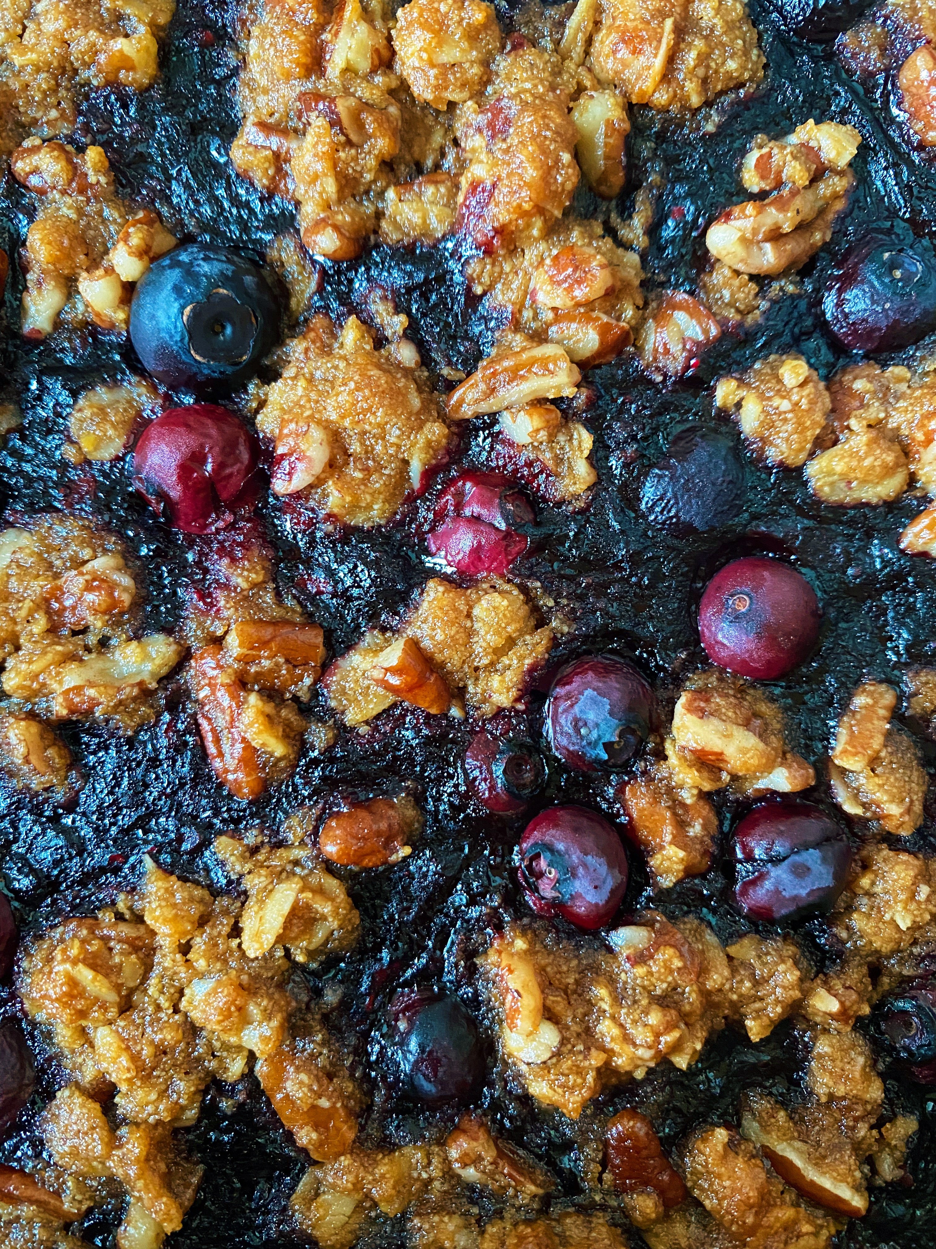 Blueberry Crumble Pie