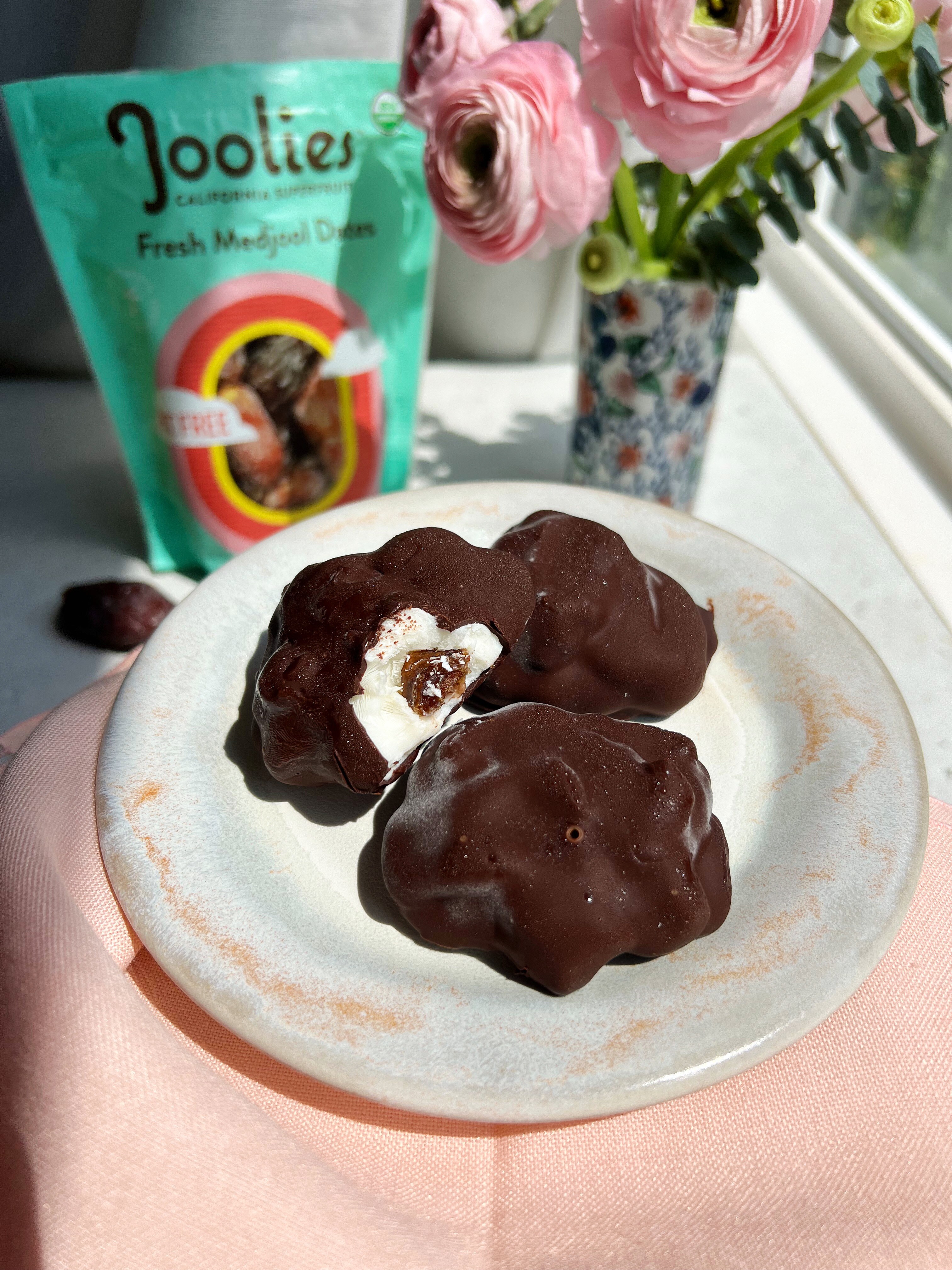 Viral Chocolate Yogurt Clusters